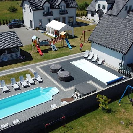 Apartamenty Maja -Pokoje - Domy Wakacyjne -Basen Podgrzewany -Jacuzzi - Sauna Łeba Exteriör bild