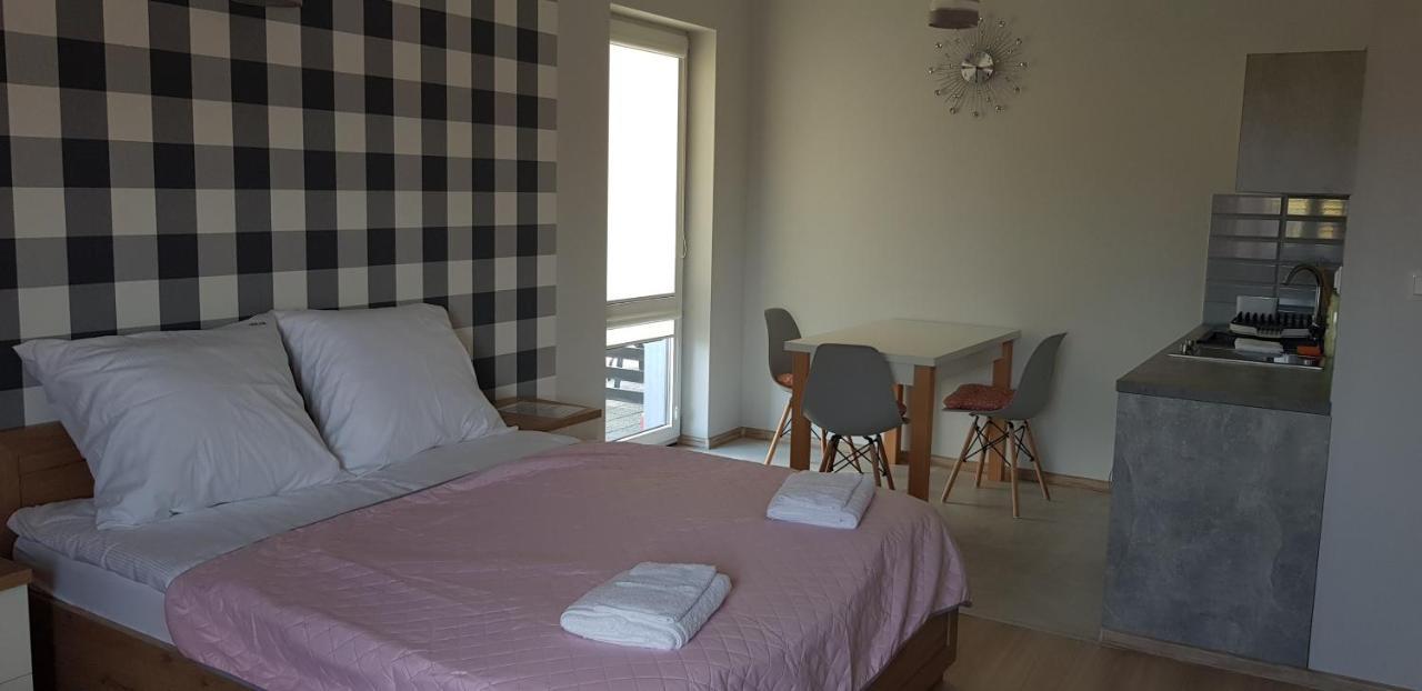 Apartamenty Maja -Pokoje - Domy Wakacyjne -Basen Podgrzewany -Jacuzzi - Sauna Łeba Exteriör bild