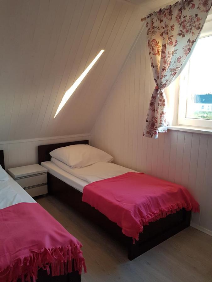 Apartamenty Maja -Pokoje - Domy Wakacyjne -Basen Podgrzewany -Jacuzzi - Sauna Łeba Exteriör bild