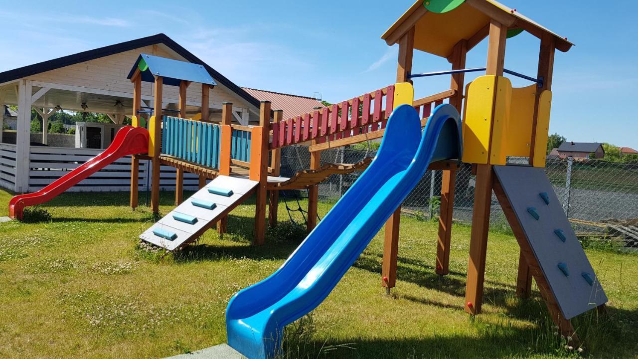 Apartamenty Maja -Pokoje - Domy Wakacyjne -Basen Podgrzewany -Jacuzzi - Sauna Łeba Exteriör bild
