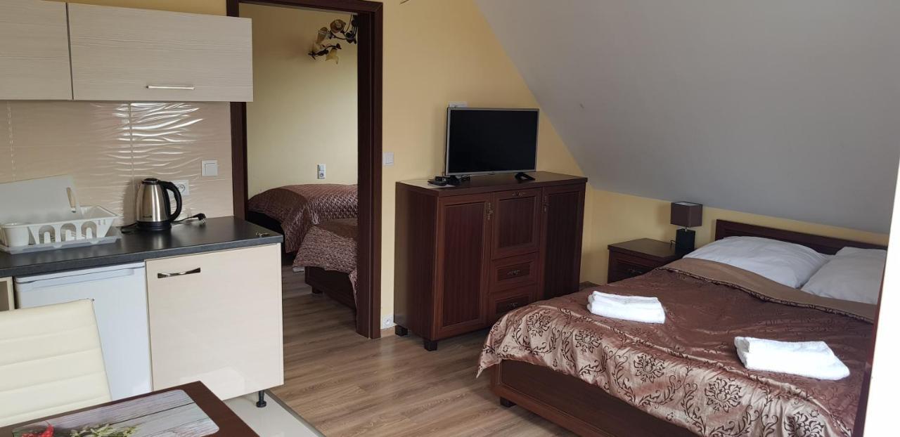 Apartamenty Maja -Pokoje - Domy Wakacyjne -Basen Podgrzewany -Jacuzzi - Sauna Łeba Exteriör bild